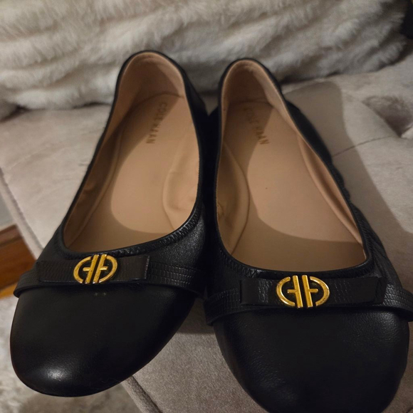 Women's Cole Haan Black Ballet Flats with Gold Hardware Size 10 - Picture 9 of 9